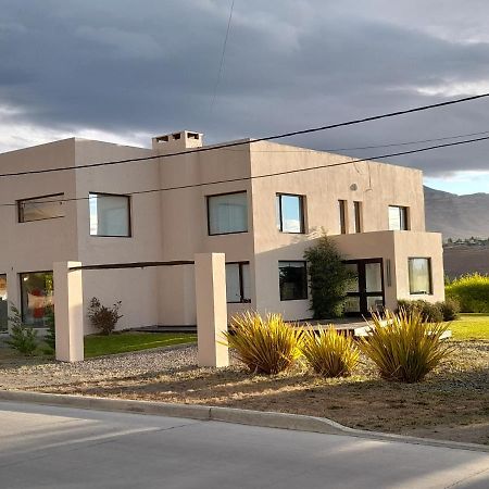 Casa Luminosa Con Parque Y Vista Espectacular Apartman El Calafate Kültér fotó